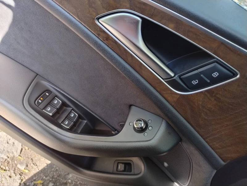 Audi A6 Avant Quattro, снимка 12 - Автомобили и джипове - 52662117