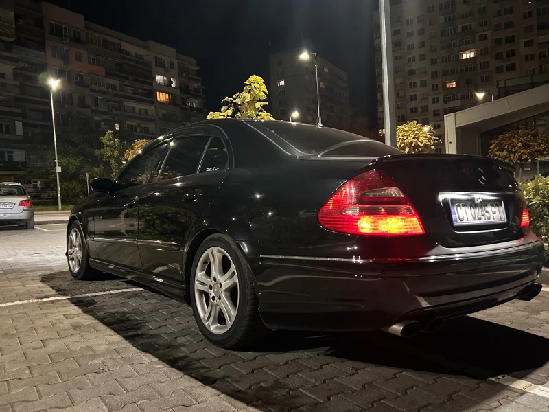 Mercedes-Benz E 320, снимка 3 - Автомобили и джипове - 53160831