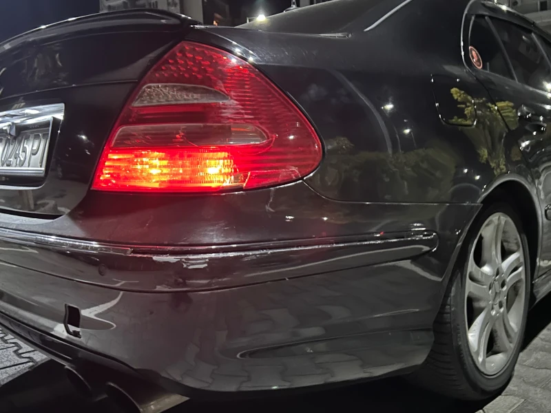 Mercedes-Benz E 320, снимка 5 - Автомобили и джипове - 53160831