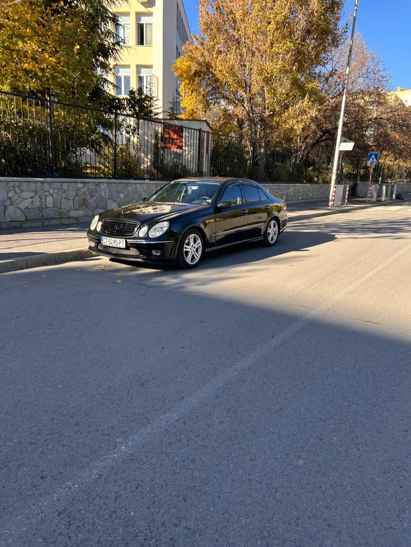 Mercedes-Benz E 320, снимка 8 - Автомобили и джипове - 53160831