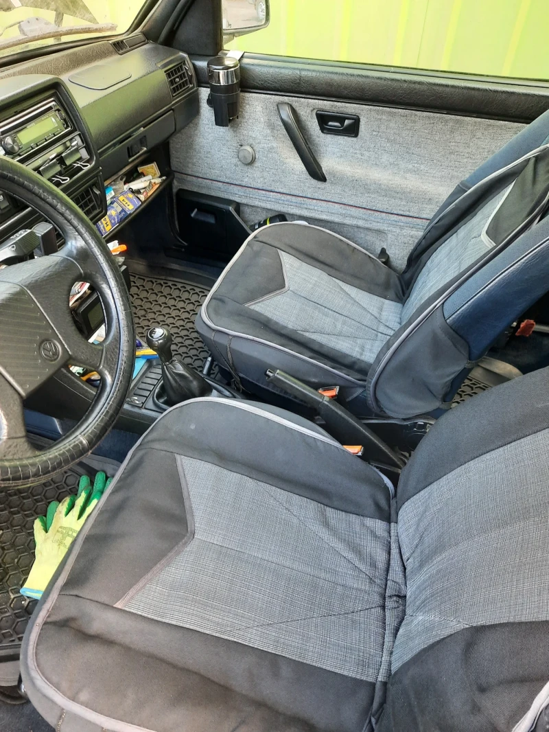 VW Golf, снимка 9 - Автомобили и джипове - 53008236