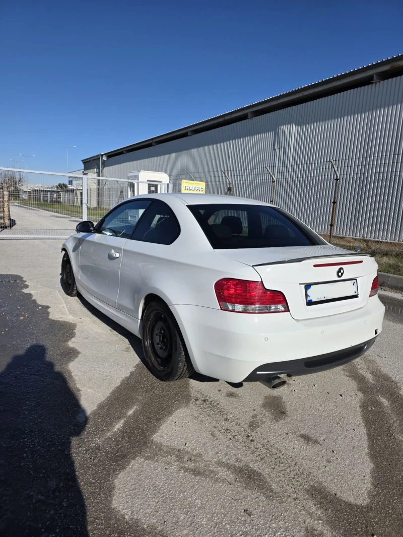 BMW 120 Купе М пакет, снимка 2 - Автомобили и джипове - 53076352