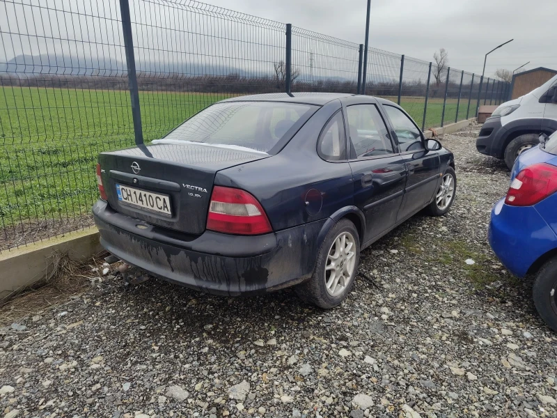 Opel Vectra 1.6, снимка 3 - Автомобили и джипове - 53443418