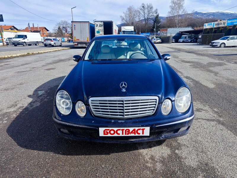 Mercedes-Benz E 270 2.7 CDi Avangarde, снимка 8 - Автомобили и джипове - 53541398