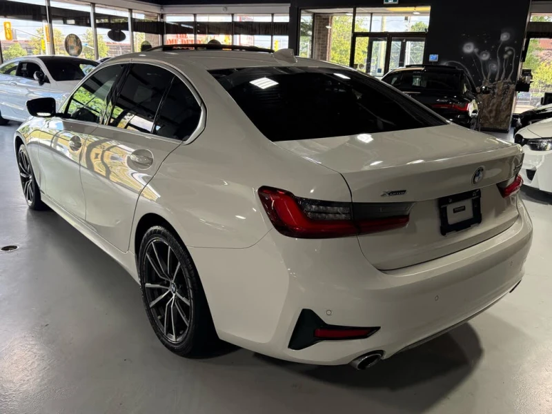 BMW 330 3 Series* 330i* xDrive* АвтоКредит* (ЦЕНА ДО БГ), снимка 7 - Автомобили и джипове - 53562616