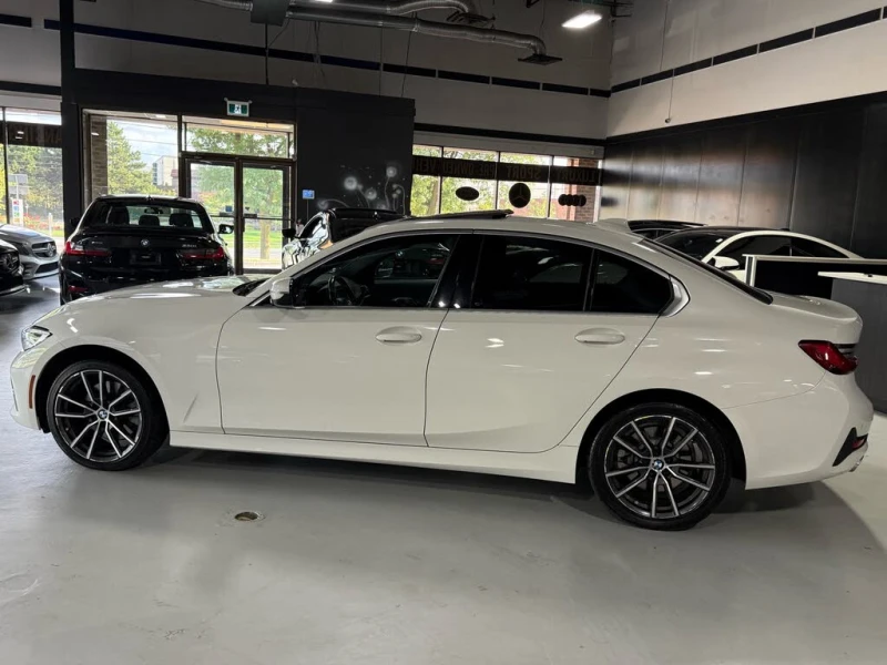 BMW 330 3 Series* 330i* xDrive* АвтоКредит* (ЦЕНА ДО БГ), снимка 3 - Автомобили и джипове - 53562616