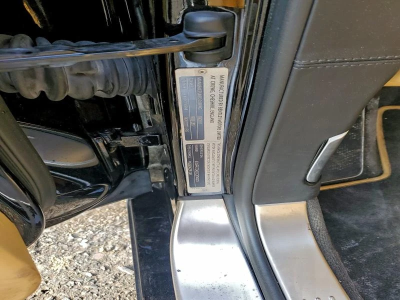 Bentley Continental 6.0L 12 All wheel drive, снимка 4 - Автомобили и джипове - 53168635