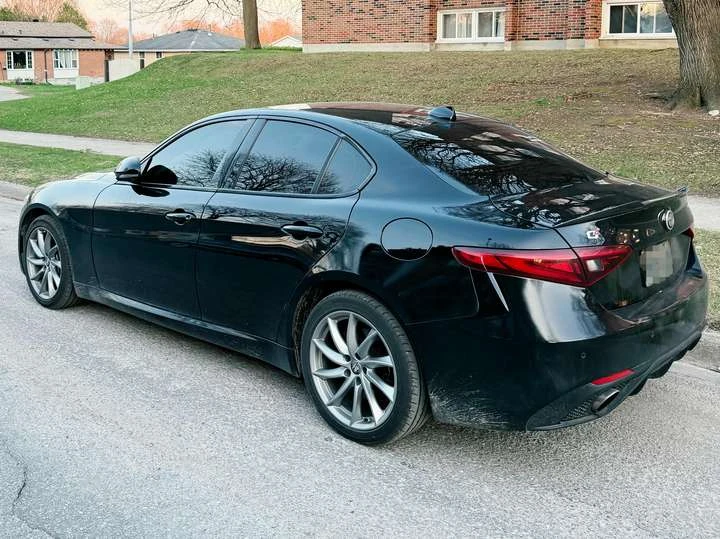 Alfa Romeo Giulia TI SPORTS LINE, снимка 6 - Автомобили и джипове - 54508852
