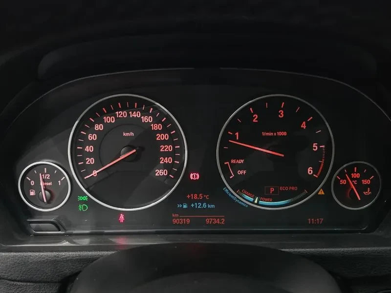 BMW 320 d, снимка 8 - Автомобили и джипове - 55143958