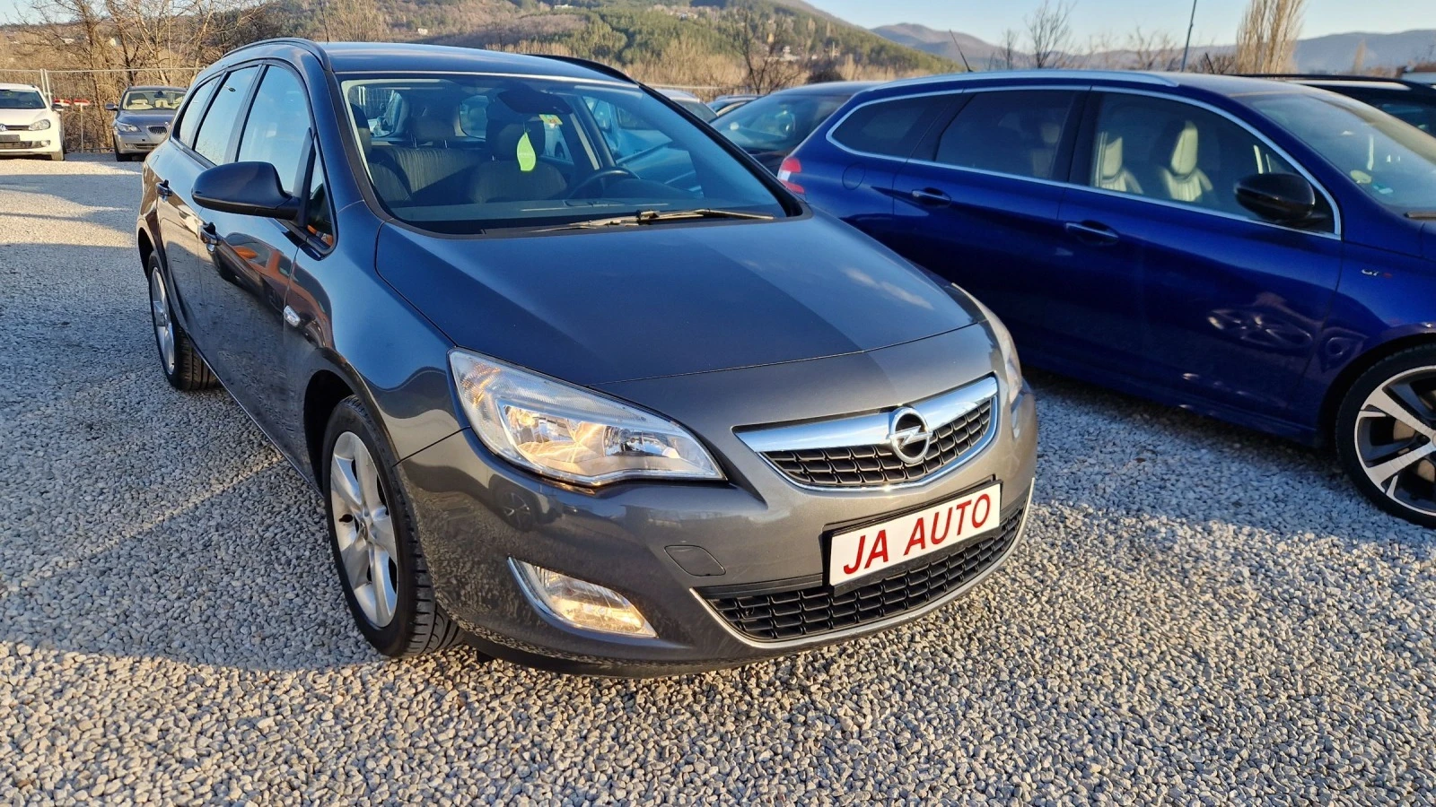 Opel Astra 1.6-115кс. КЛИМА - изображение 3