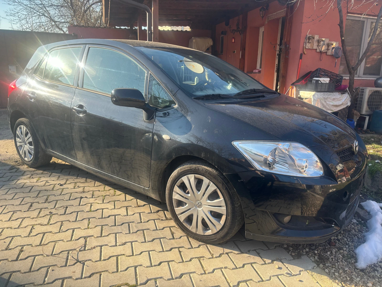 Toyota Auris  - изображение 3