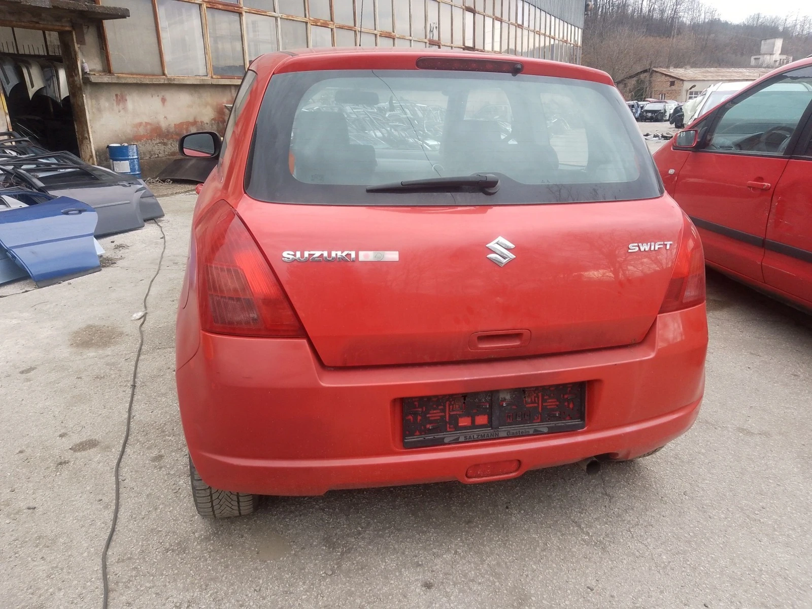 Suzuki Swift 1.3 - изображение 3