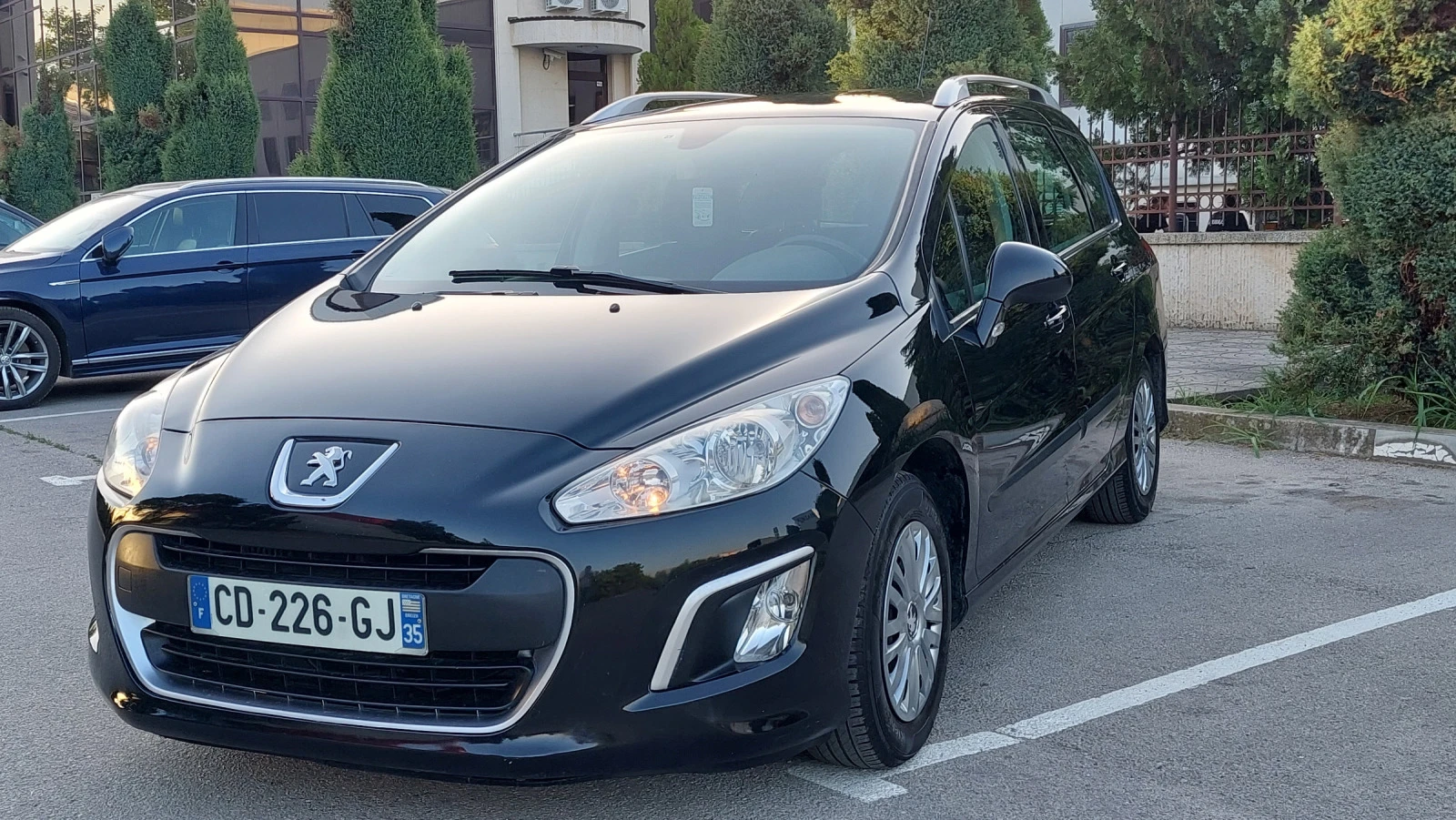 Peugeot 308 1.6e-HDI 92hp * EURO 5 * FACELIFT * КЛИМАТИК *  - изображение 9