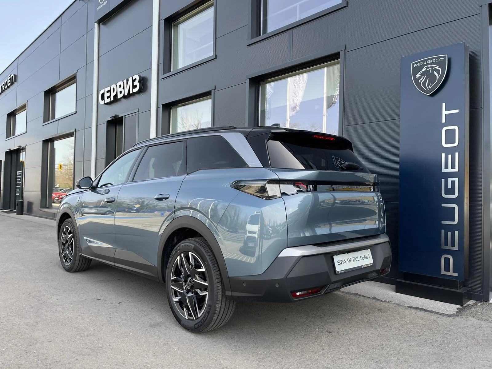 Peugeot 5008 GT 1.2 PureTech 145 HYBRID 48V e-DCS6 EURO 6.4 - изображение 6