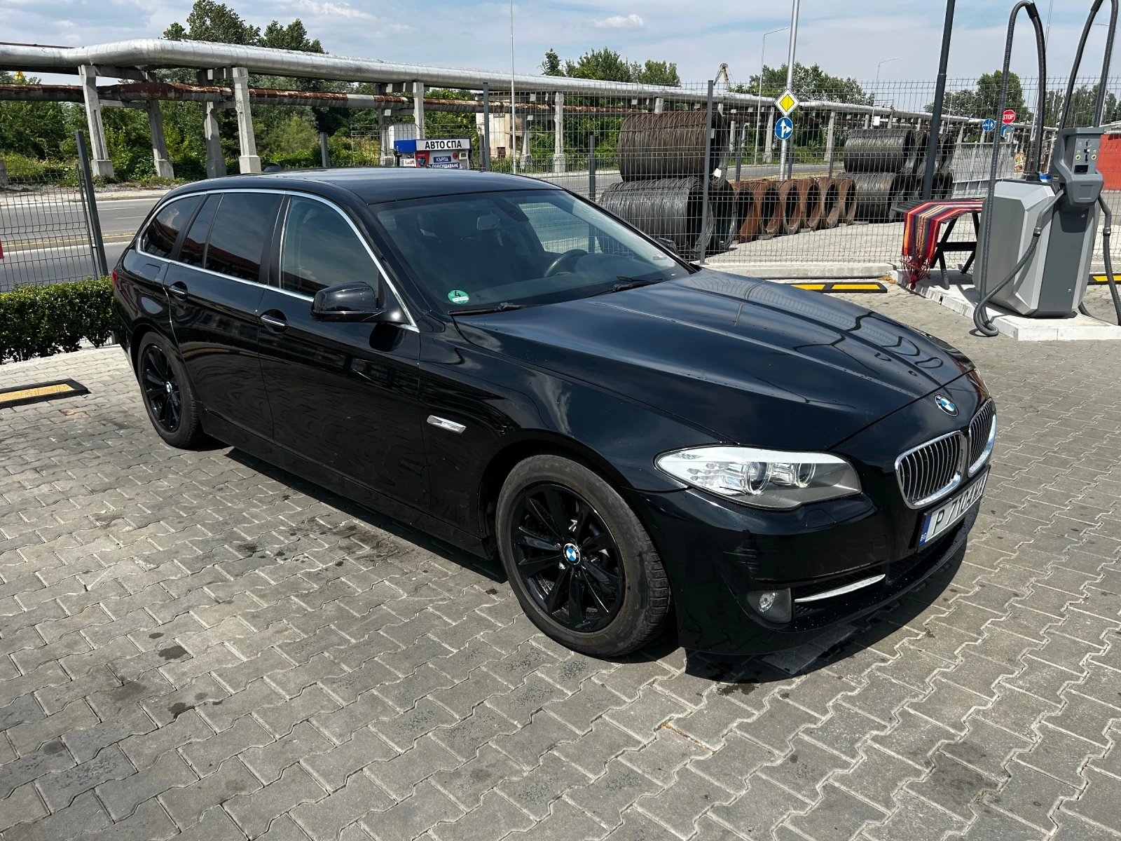 BMW 530 F11 - изображение 2