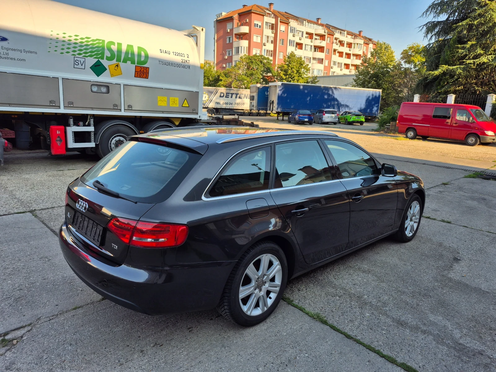 Audi A4 2.0 TDI/ 143 кс - изображение 7