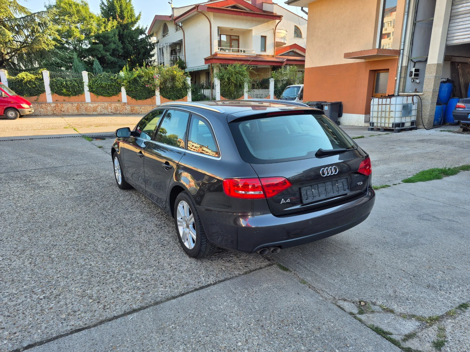 Audi A4 2.0 TDI/ 143 кс - изображение 6