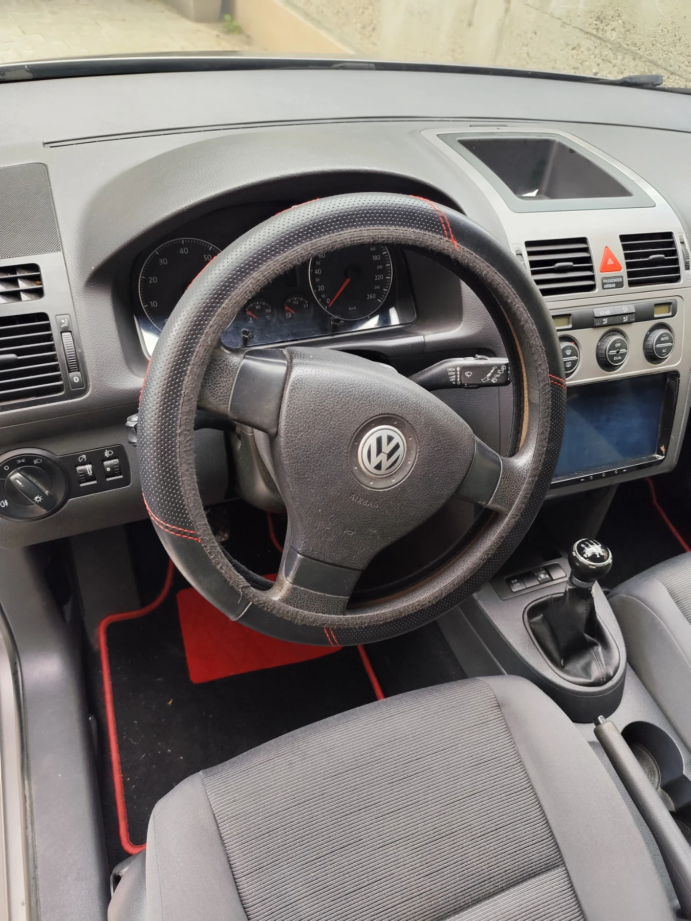 VW Touran  - изображение 6
