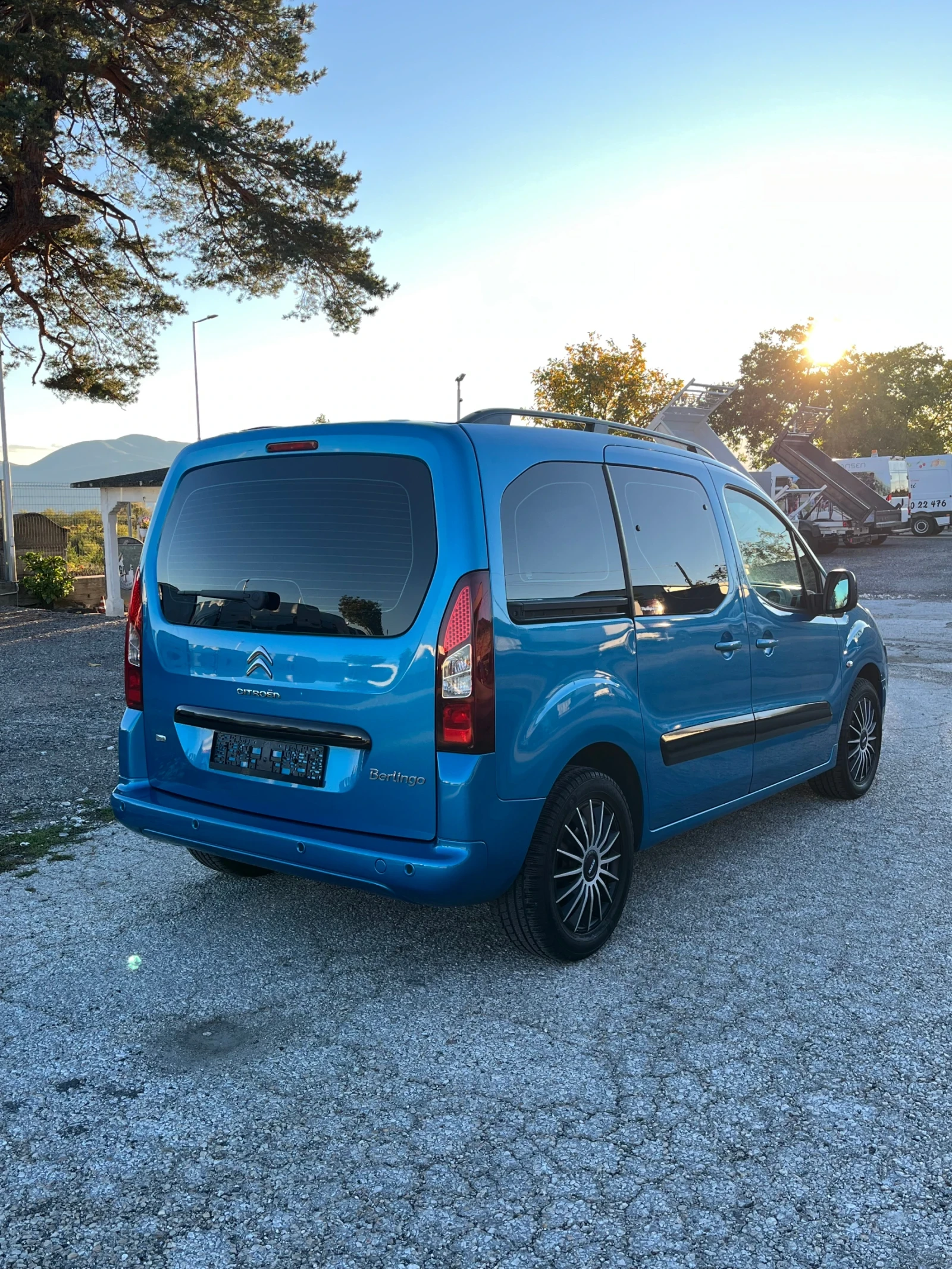 Citroen Berlingo 1.6 HDI  - изображение 8