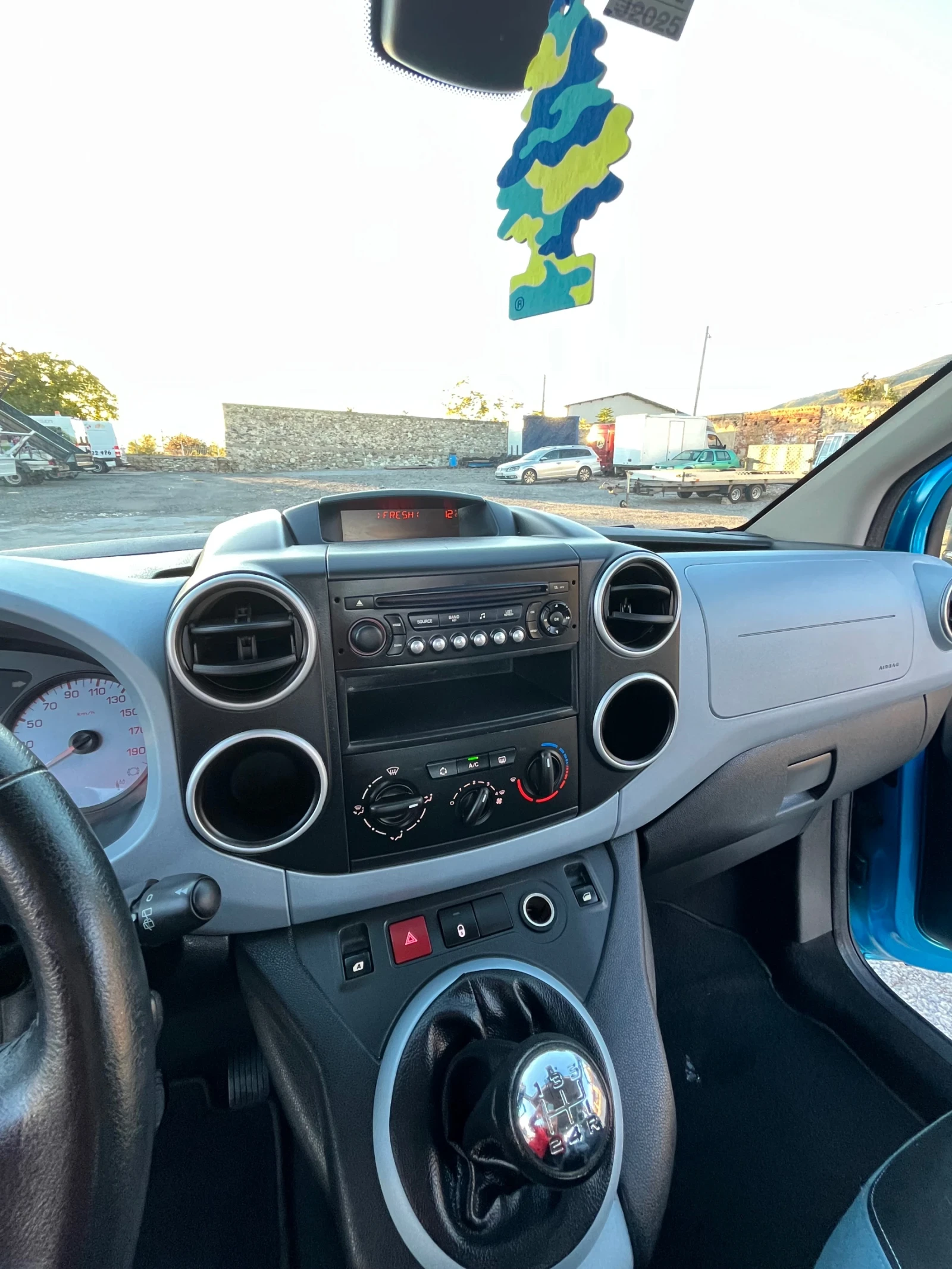 Citroen Berlingo 1.6 HDI  | Mobile.bg — изображение 16