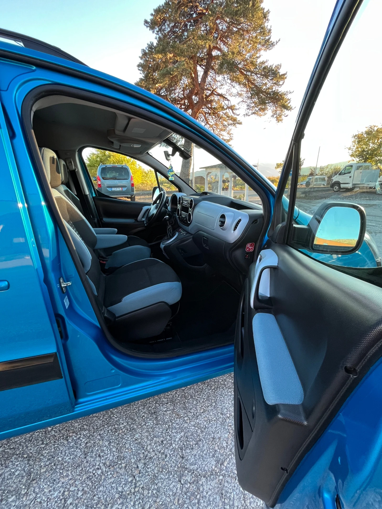 Citroen Berlingo 1.6 HDI  | Mobile.bg — изображение 14