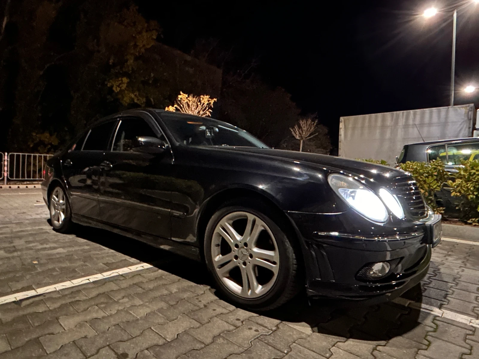 Mercedes-Benz E 320  - изображение 4