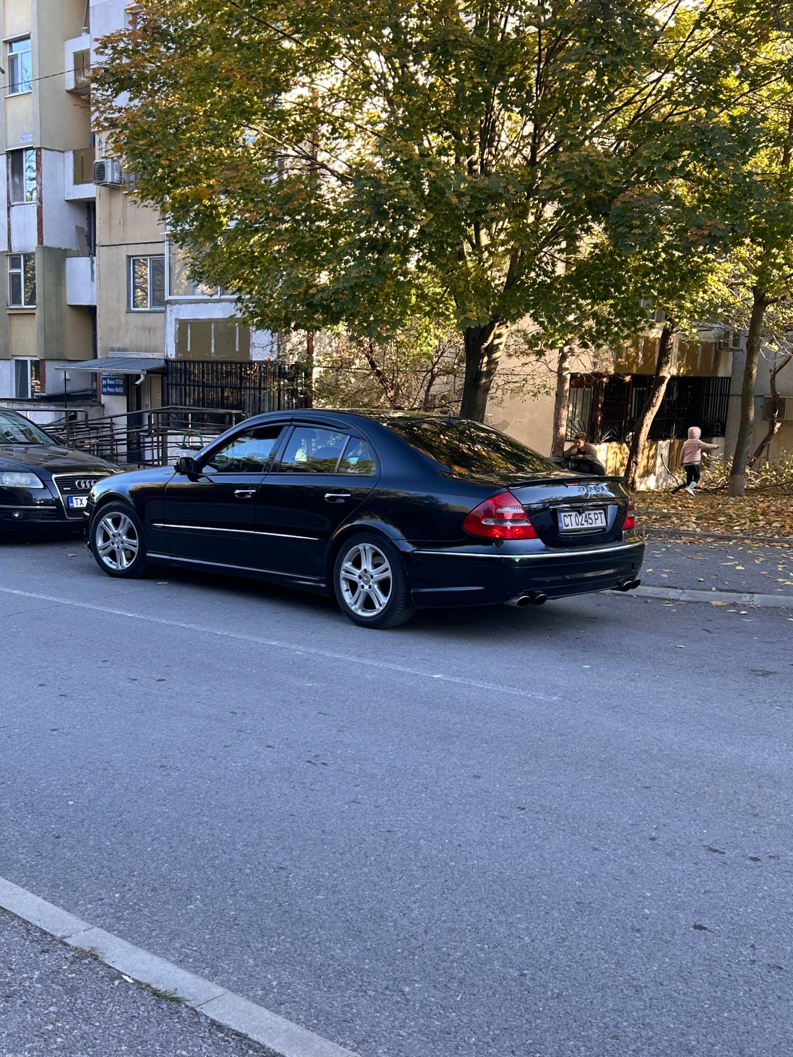 Mercedes-Benz E 320  - изображение 7