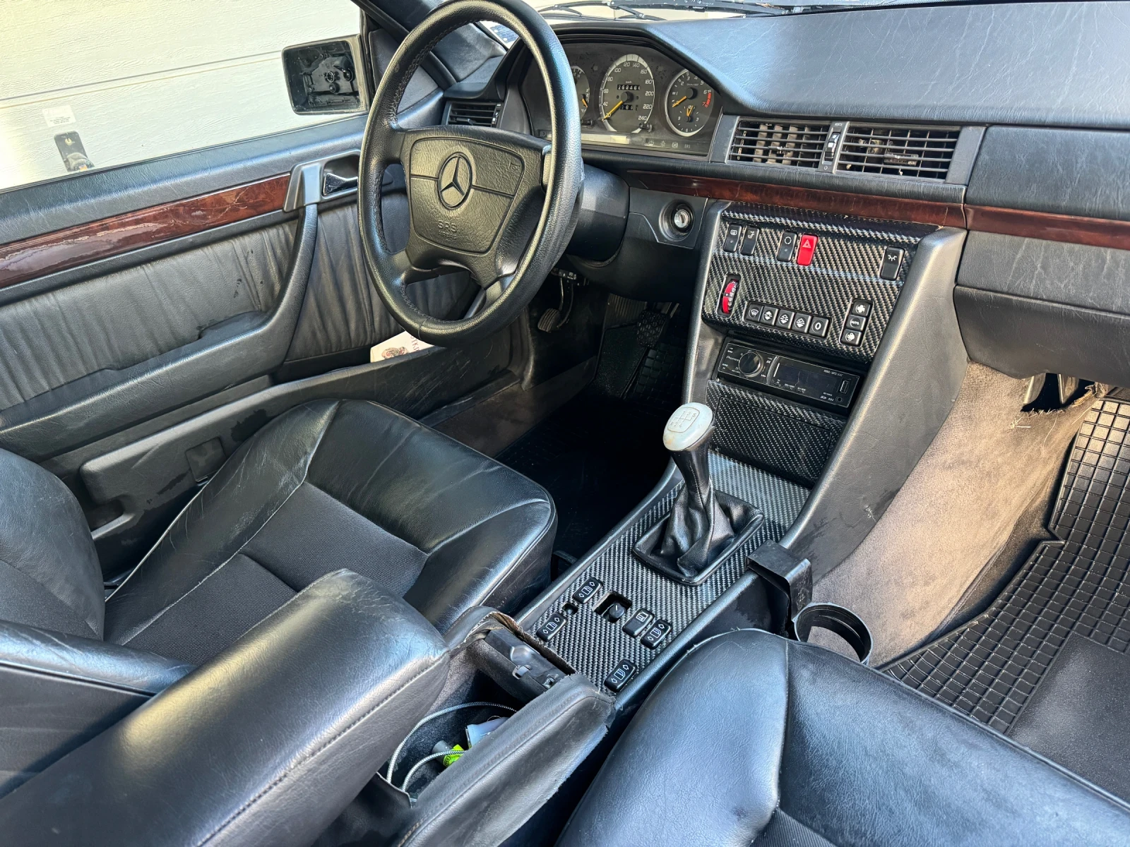 Mercedes-Benz E 200 AMG Pack - изображение 4