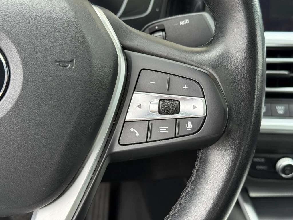 BMW 330 * xDrive * CARFAX * ���� �� �� | Mobile.bg � ����������� 11