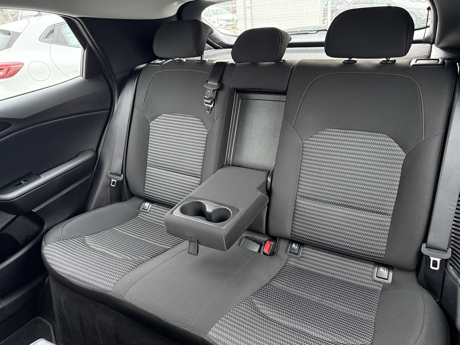 Kia XCeed 1.6 GDI Plug-in Hybrid Facelift | Mobile.bg � ����������� 12