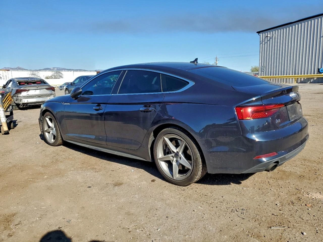 Audi A5 PREMIUM S LINE* Подгреви* Камера* 3 зони клима*  - изображение 2