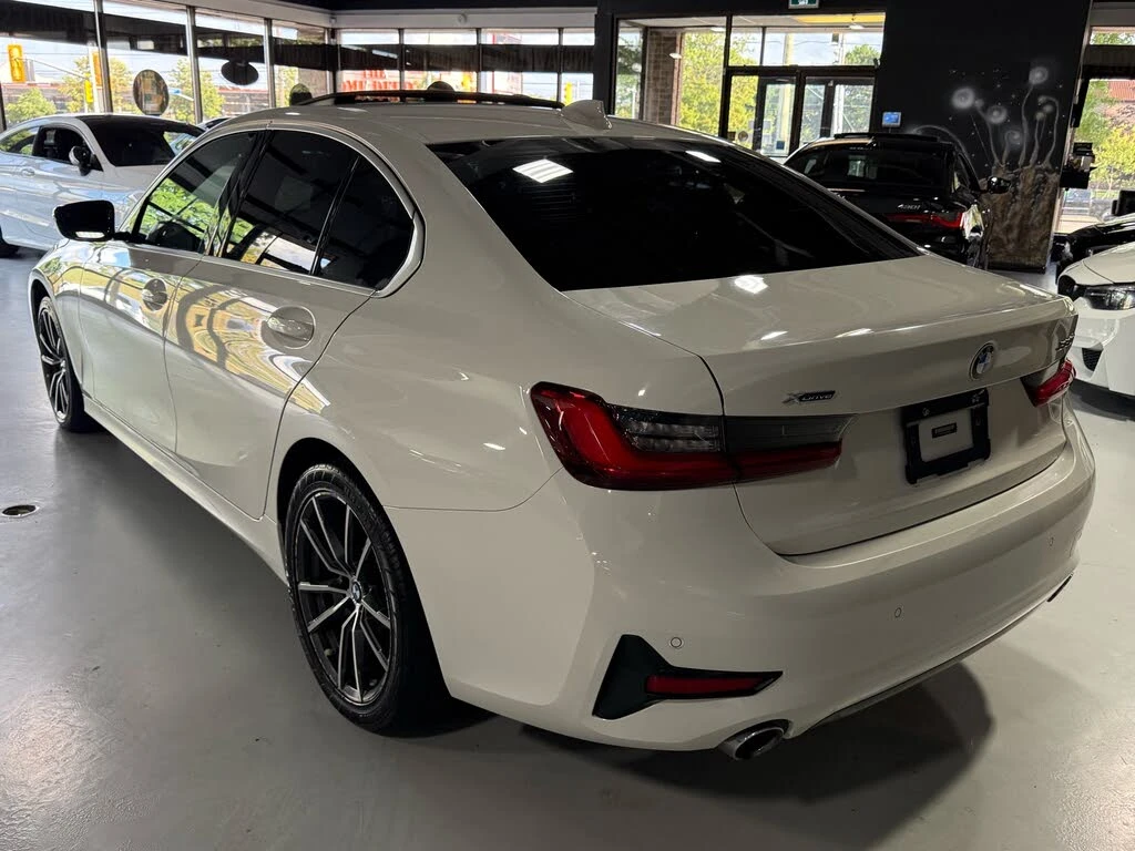 BMW 330 3 Series* 330i* xDrive* АвтоКредит* (ЦЕНА ДО БГ) - изображение 7