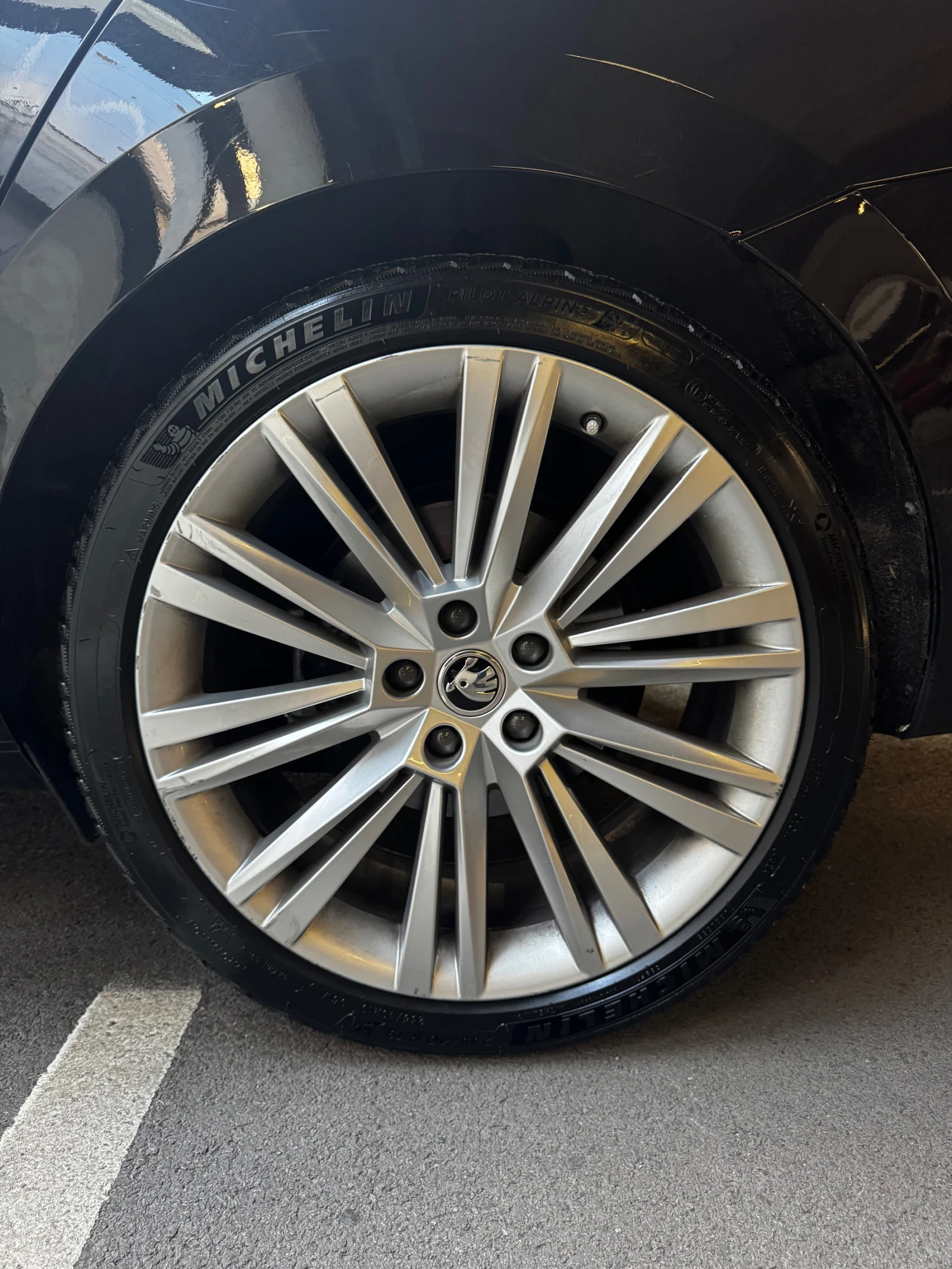 Skoda Superb 2.0 TSI, снимка 15 - Автомобили и джипове - 53740169