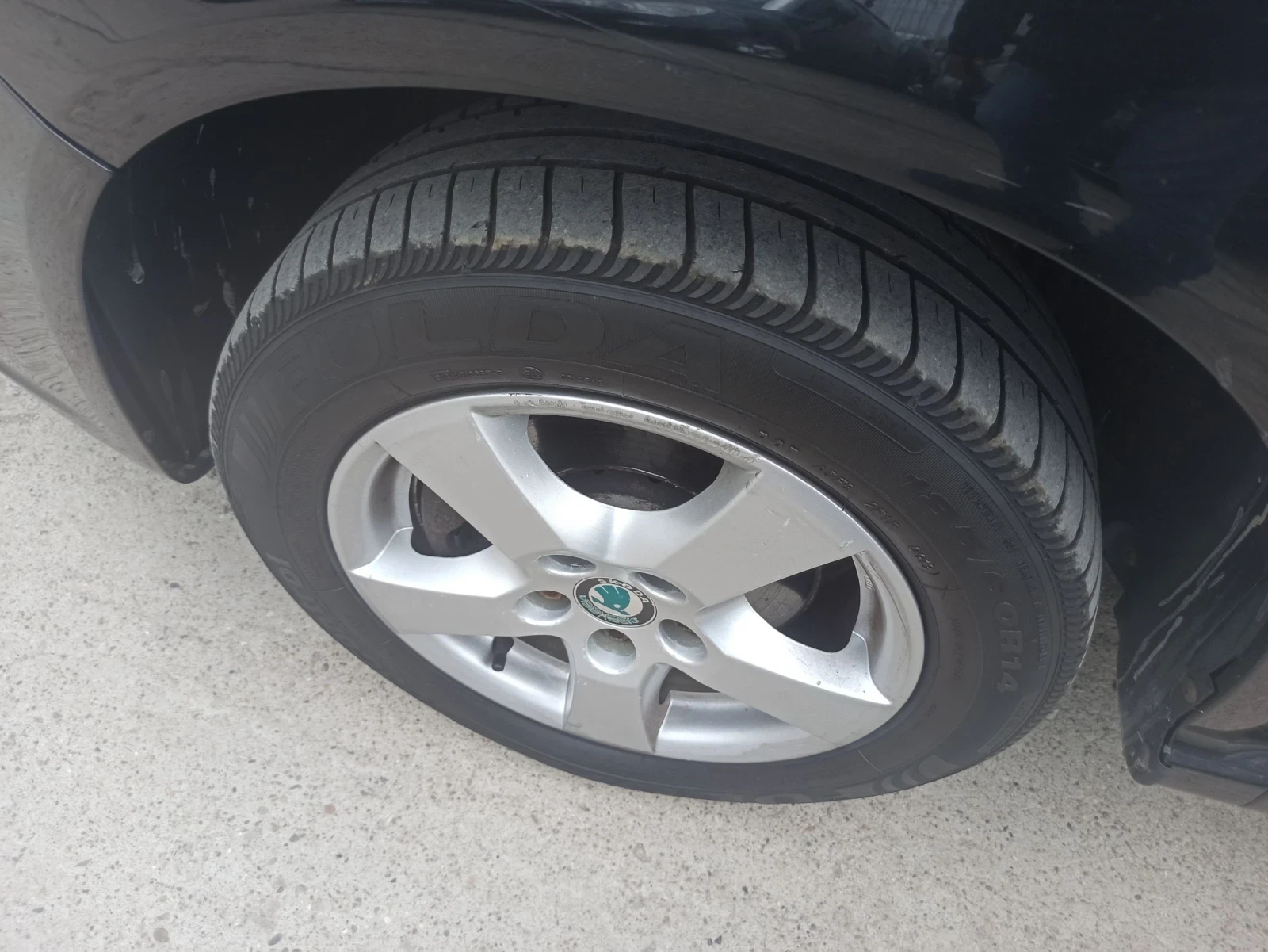 Skoda Fabia 1.4, снимка 14 - Автомобили и джипове - 54144167