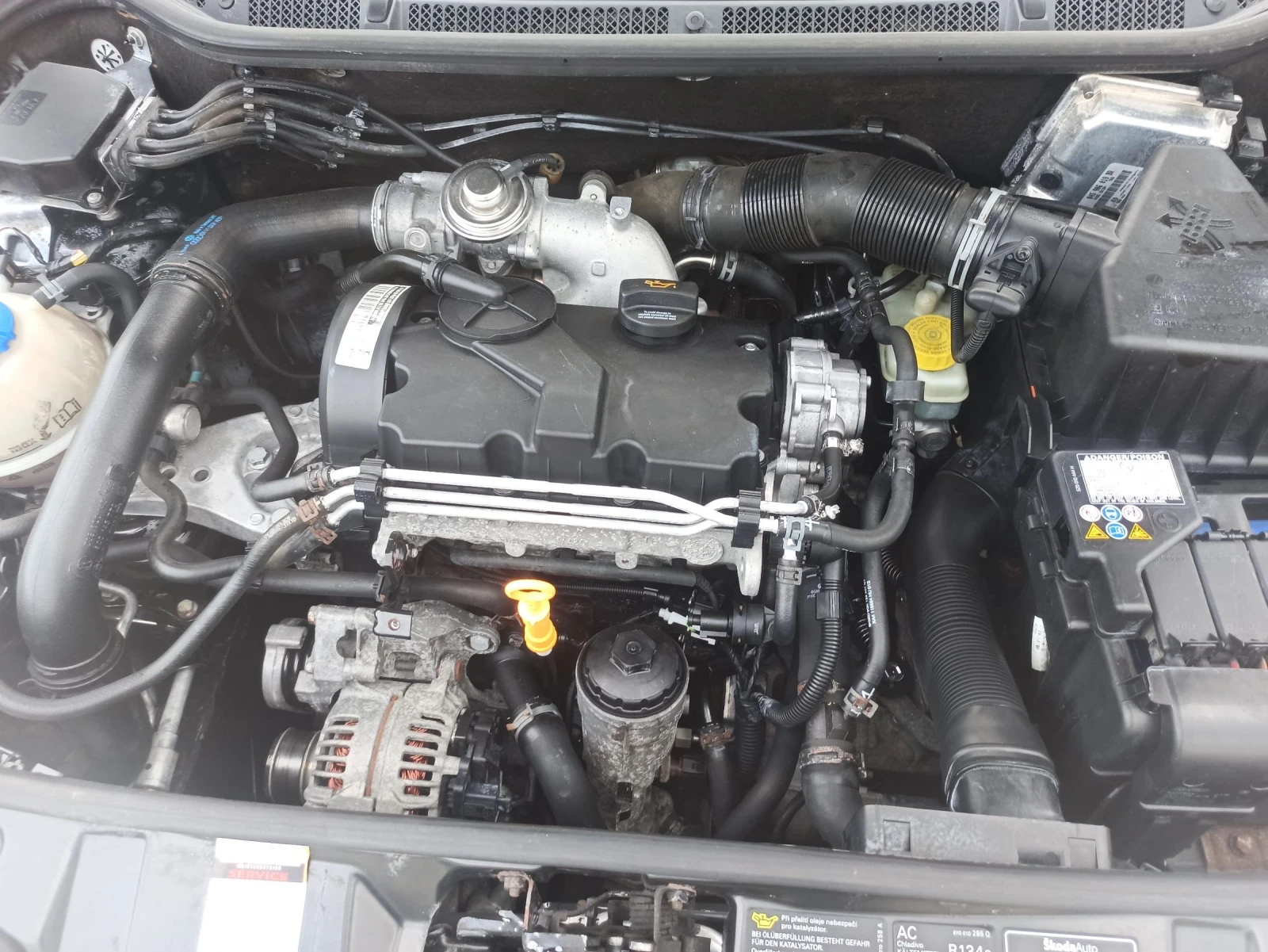 Skoda Fabia 1.4, снимка 16 - Автомобили и джипове - 54144167