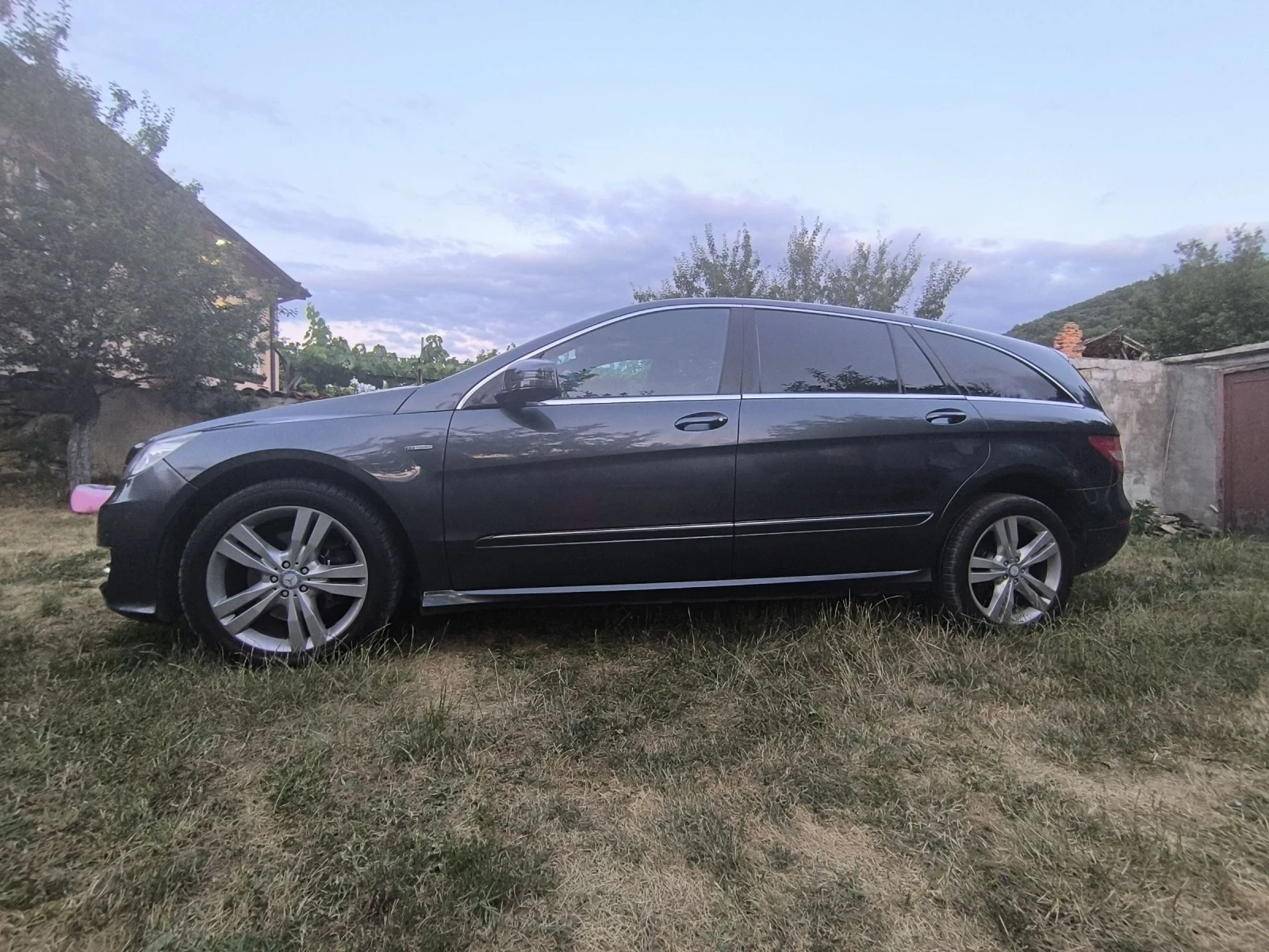 Mercedes-Benz R 350, снимка 12 - Автомобили и джипове - 54168699
