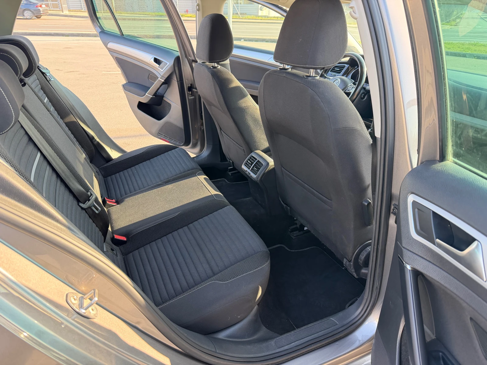 VW Golf, снимка 9 - Автомобили и джипове - 54271401