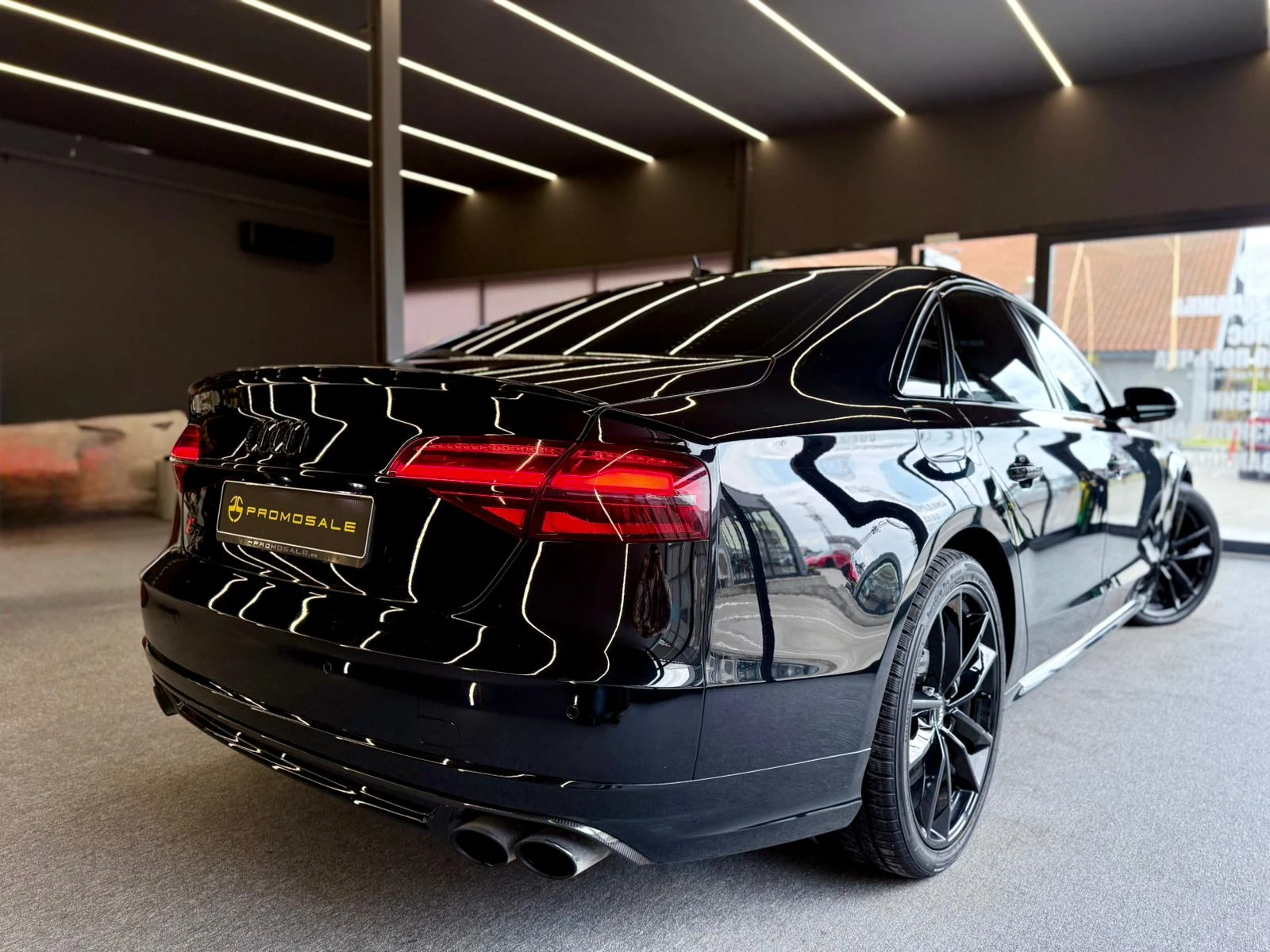 Audi S8 + * Matrix* Bose* Подгрев* Обдух* Full* Лизинг , снимка 6 - Автомобили и джипове - 54381046
