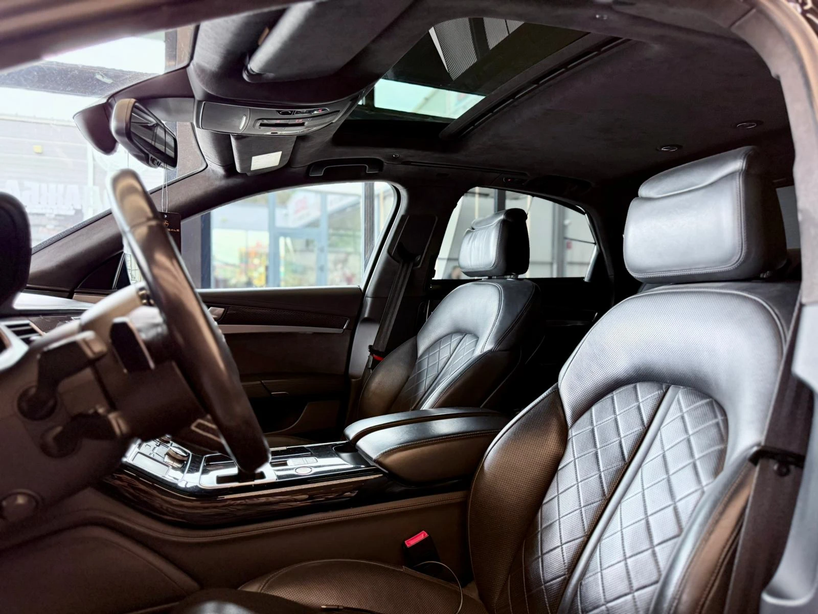 Audi S8 + * Matrix* Bose* Подгрев* Обдух* Full* Лизинг , снимка 8 - Автомобили и джипове - 54381046