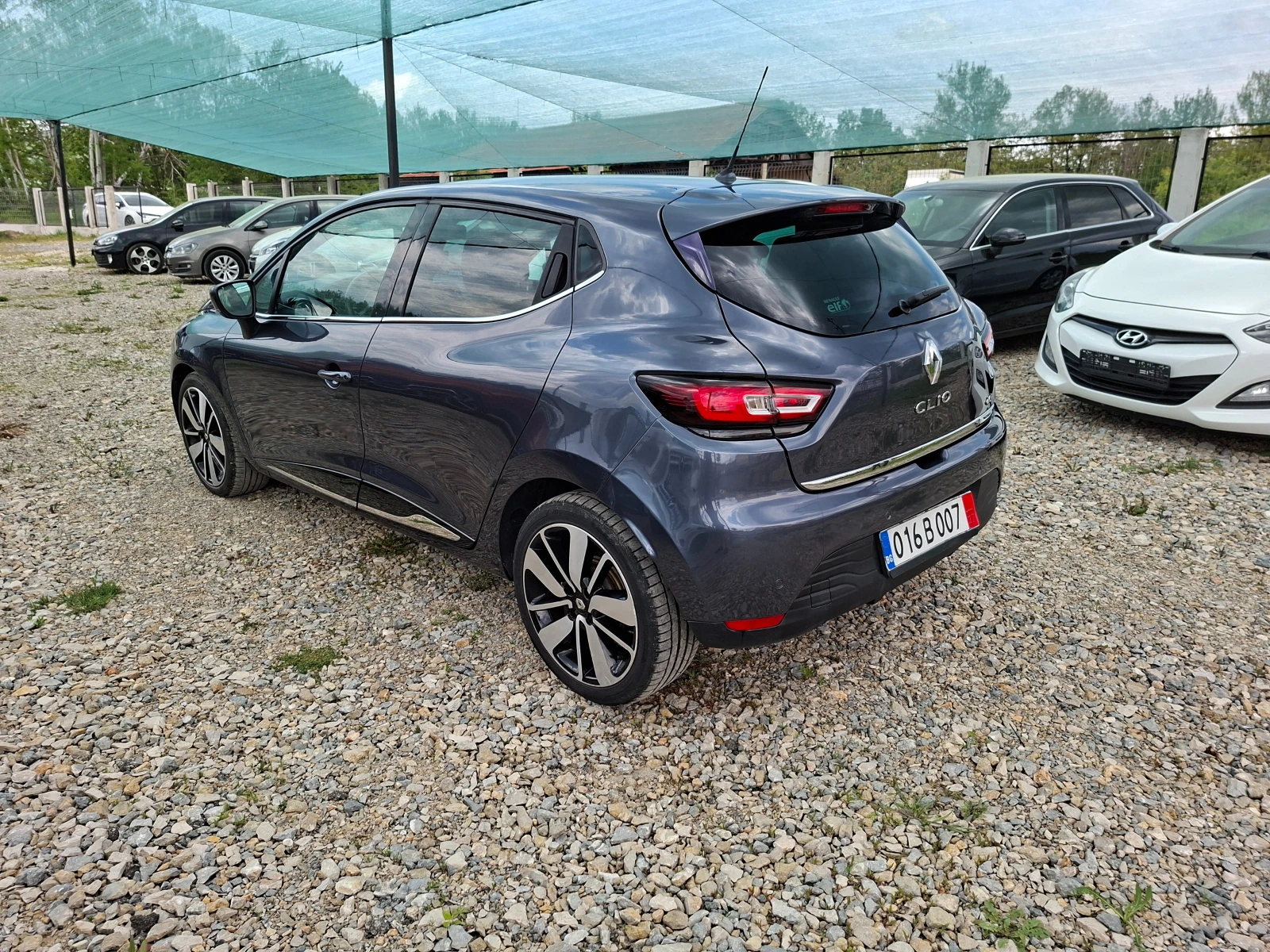 Renault Clio 1.5 , снимка 7 - Автомобили и джипове - 54497142
