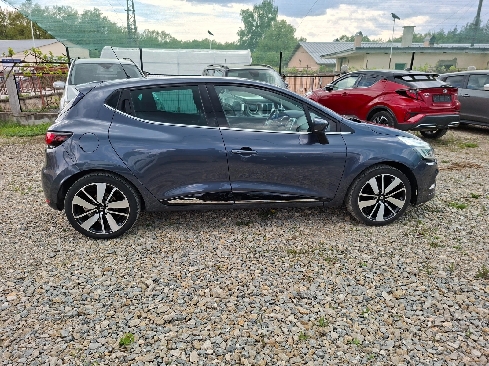 Renault Clio 1.5 , снимка 4 - Автомобили и джипове - 54497142