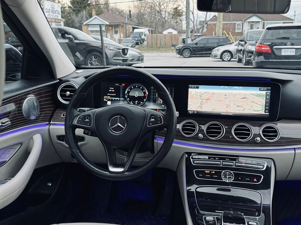 Mercedes-Benz E 300 DIGITAL* AMG* BURMESTER* ПАМЕТ* КАМЕРА, снимка 12 - Автомобили и джипове - 54509633