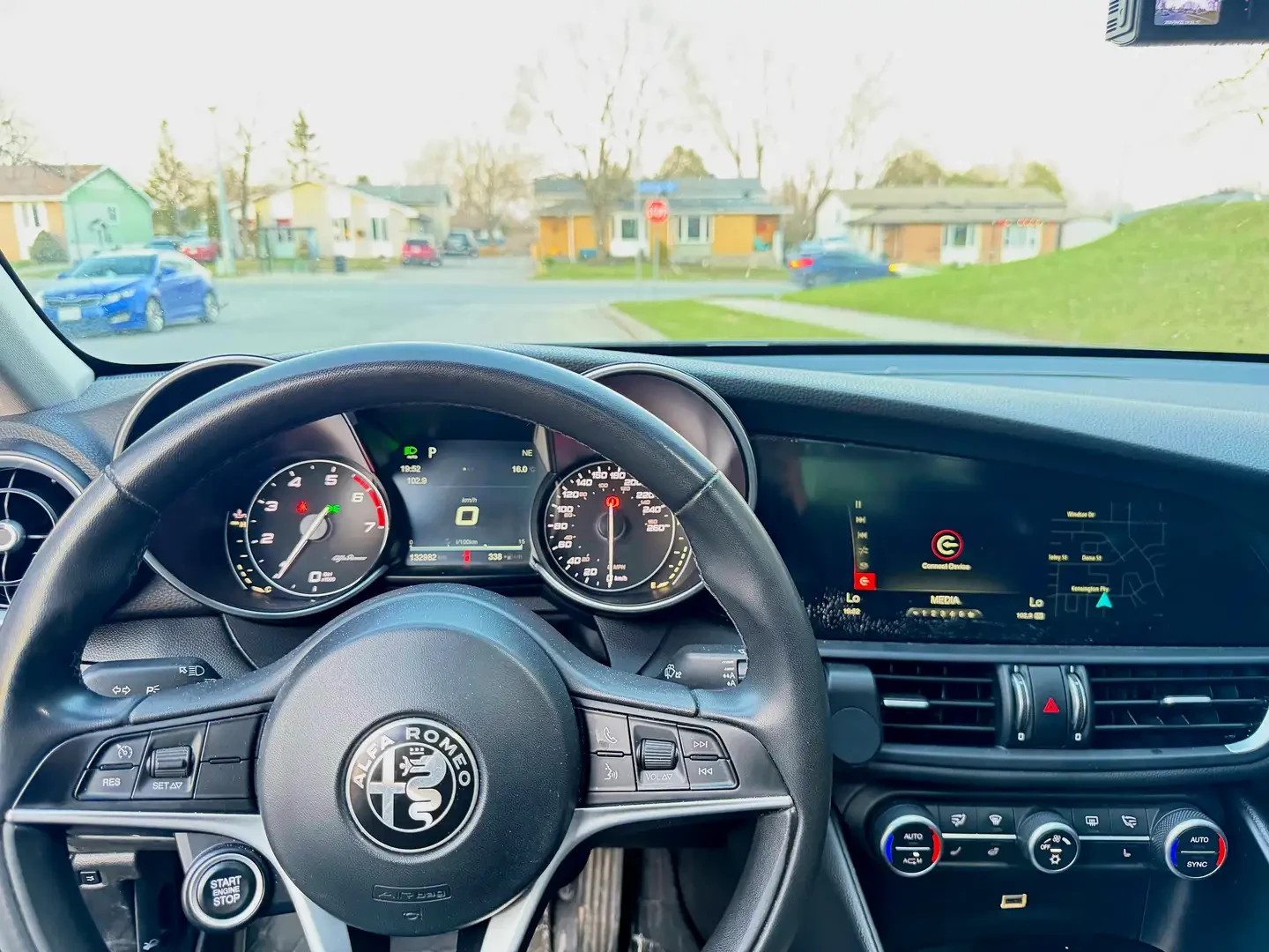 Alfa Romeo Giulia TI SPORTS LINE, снимка 12 - Автомобили и джипове - 54508852