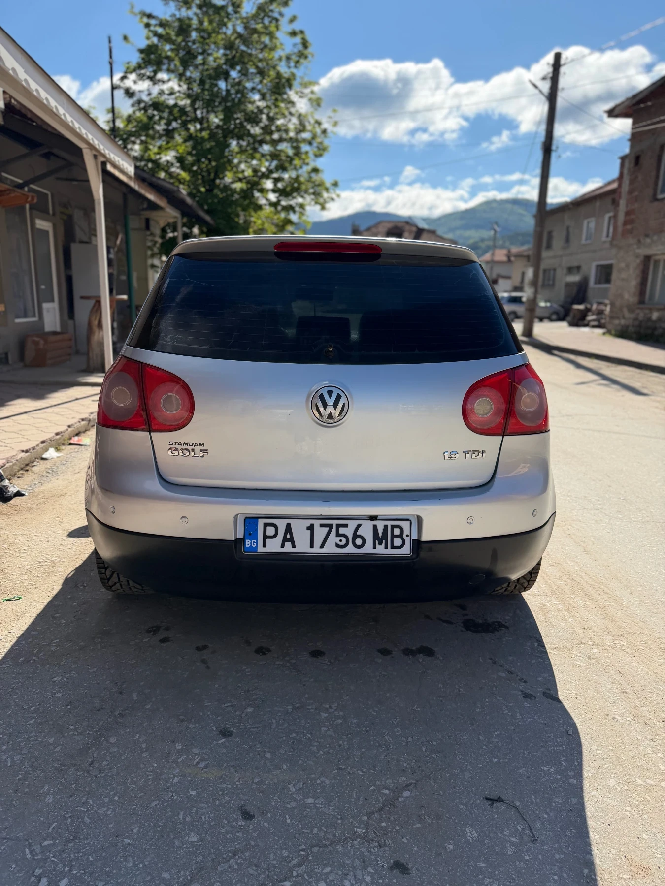 VW Golf 1.9, снимка 3 - Автомобили и джипове - 54591011