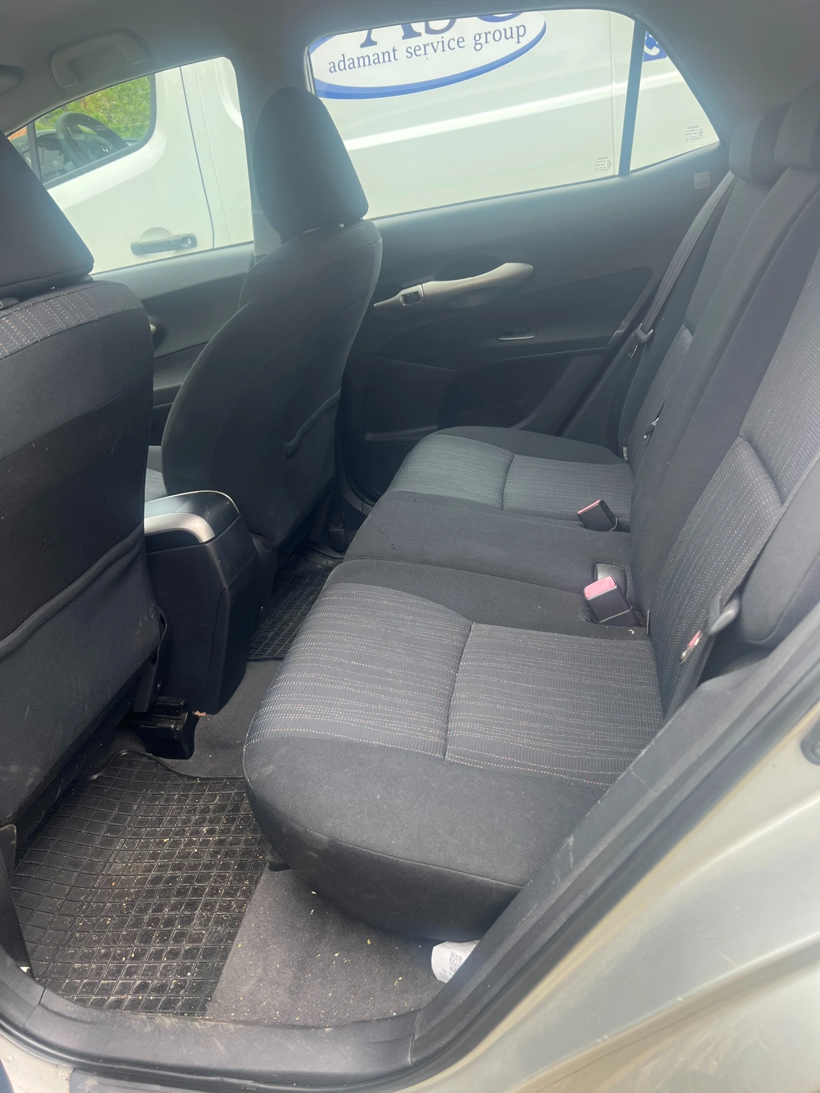 Toyota Auris, снимка 9 - Автомобили и джипове - 54653249