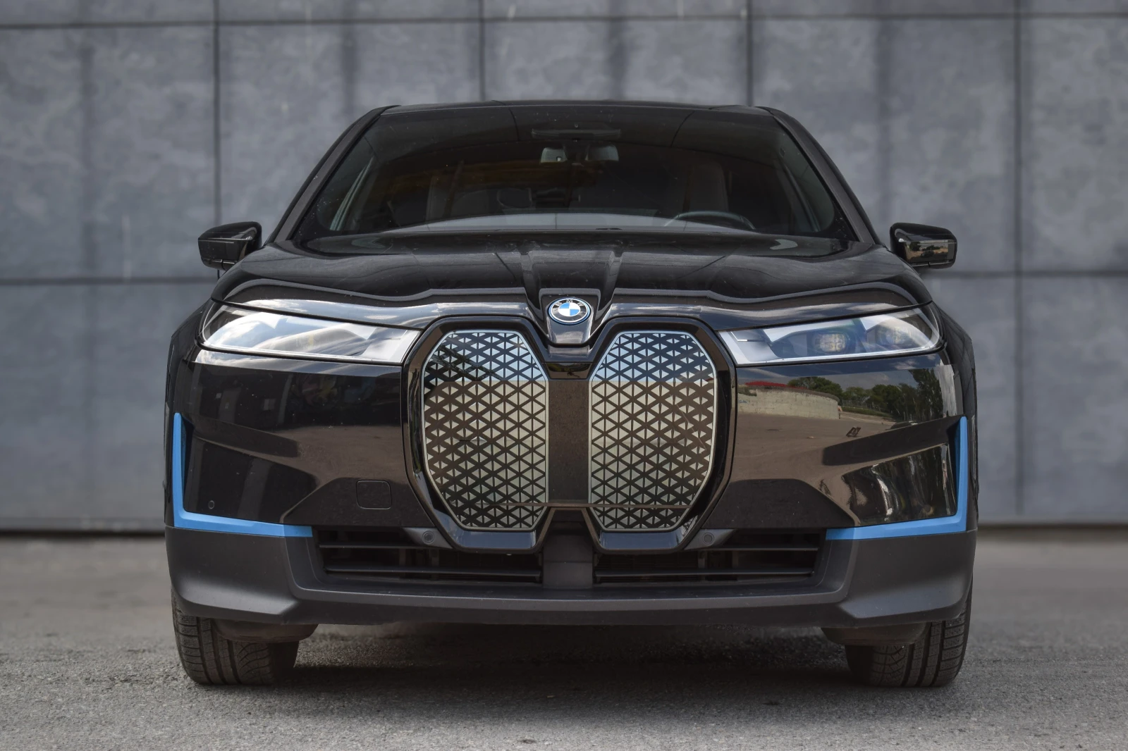 BMW iX XDrive 50