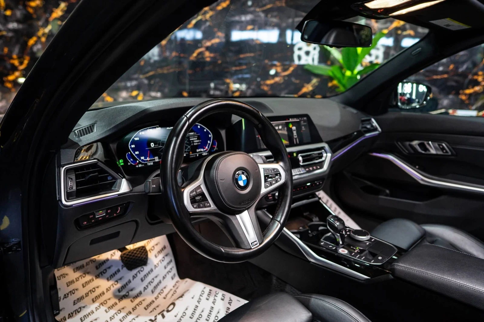 BMW 330 I XDRIVE M PACK FACELIFT LED NAVI ЛИЗИНГ 100%, снимка 12 - Автомобили и джипове - 54887583