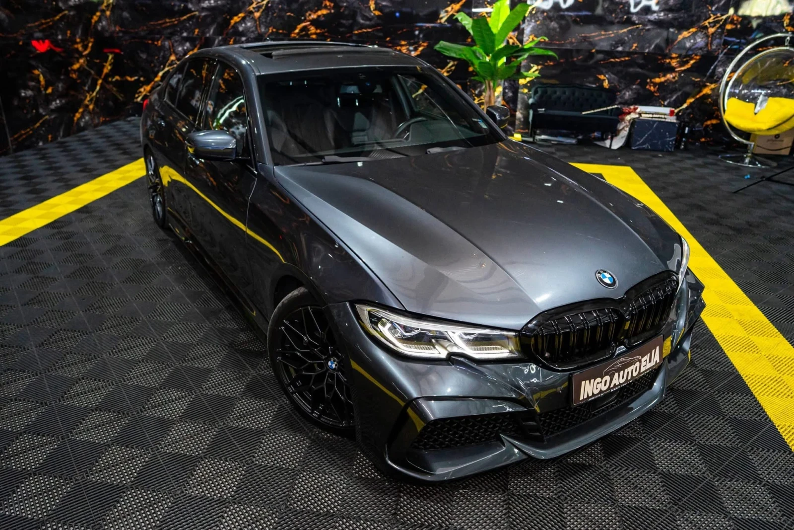 BMW 330 I XDRIVE M PACK FACELIFT LED NAVI ЛИЗИНГ 100%, снимка 2 - Автомобили и джипове - 54887583
