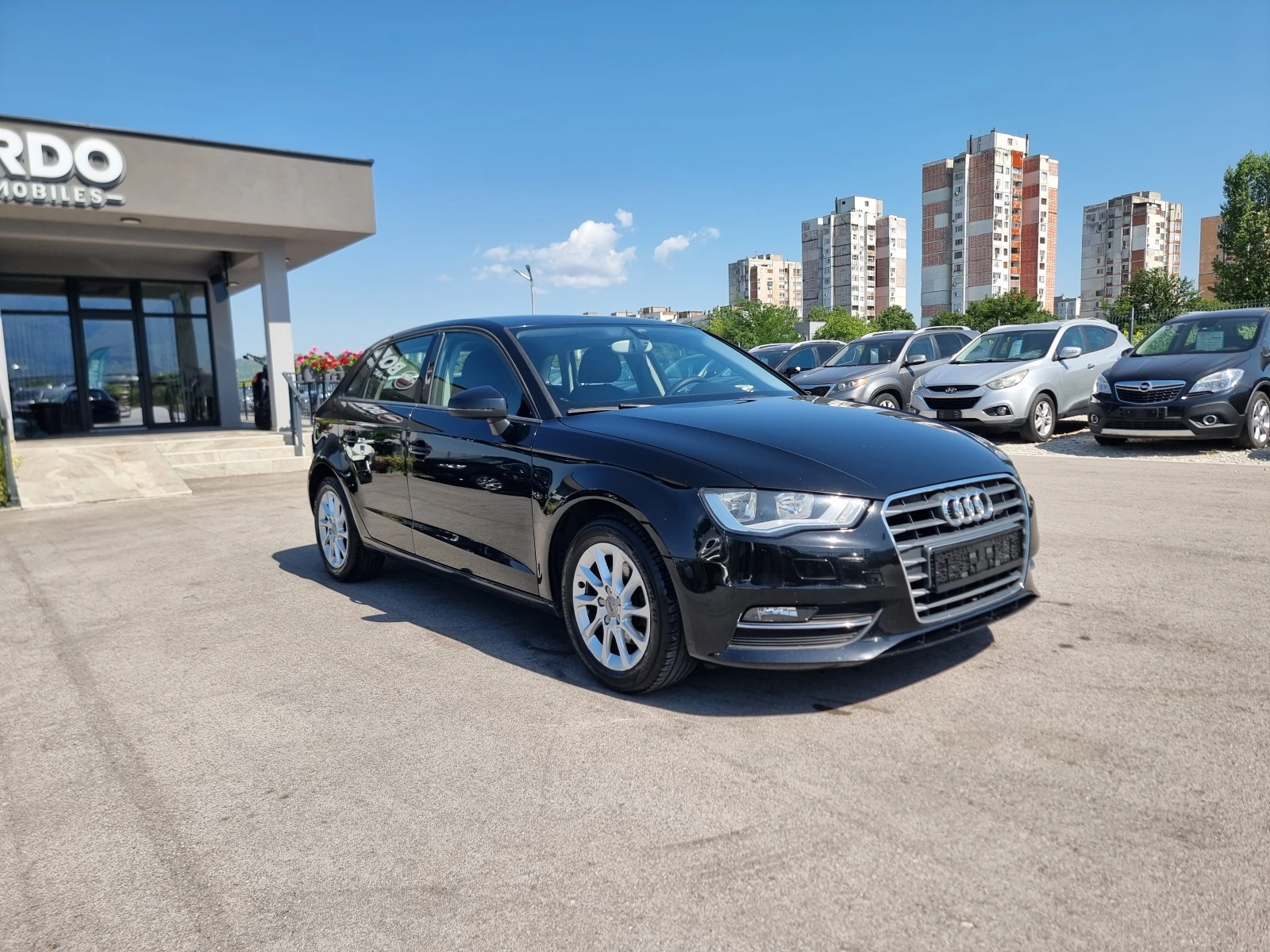 Audi A3 1.6TDI, снимка 8 - Автомобили и джипове - 55090505