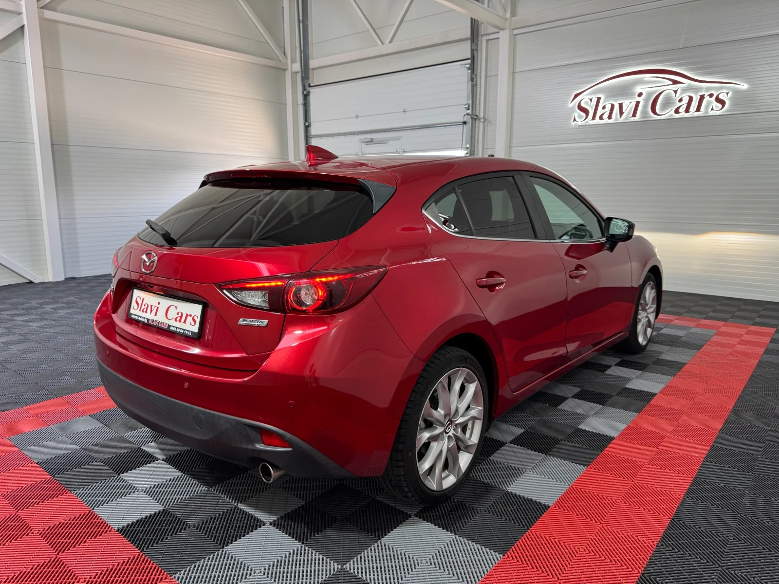 Mazda 3 1.5 d EXCEED | HUD/ Camera/ Keyless/ Heat/ Bose, снимка 6 - Автомобили и джипове - 55147676